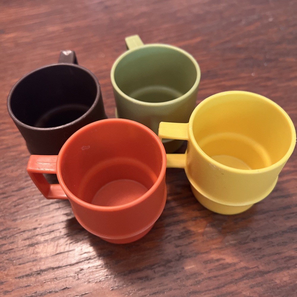 Set of 4 Vintage Tupperware TupperToys Harvest Cups Mugs